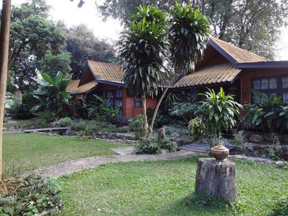 Areeya Phuree Resort Thaton Mae Ai Exterior foto